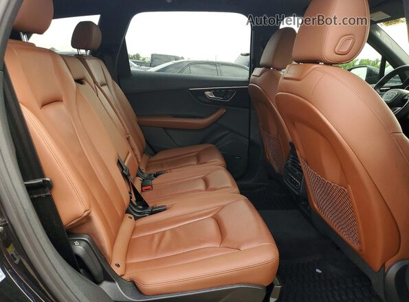 WA1LXAF71LD004584 2020 AUDI Q7 Black Engine compartment view