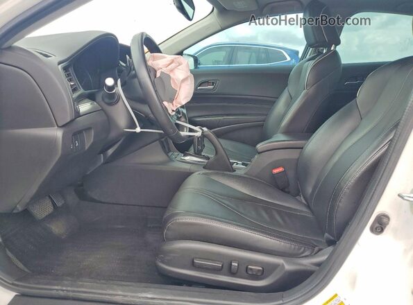 19UDE2F77NA002009 2022 ACURA ILX Белый Вид панели приборов