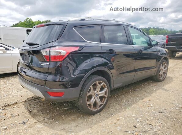 1FMCU9J93HUE87066 2017 FORD ESCAPE Black Przód prawy