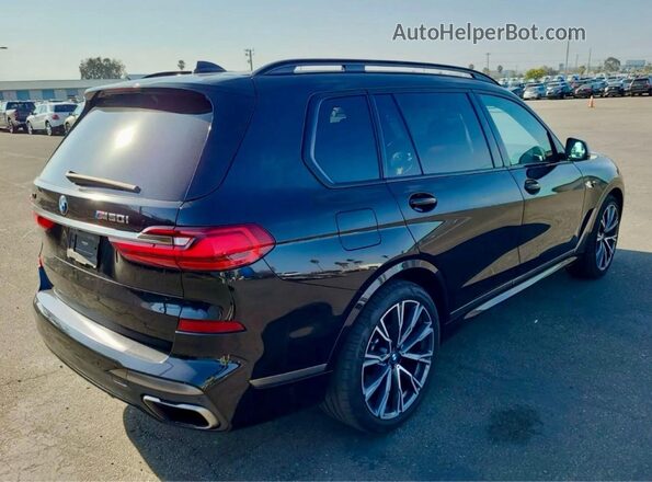 5UXCX6C02N9K13685 2022 BMW X7 Черный Передняя правая четверть