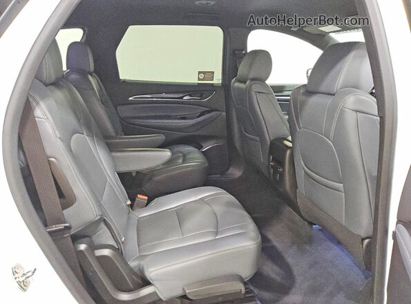 5GAERBKW0PJ260073 2023 BUICK ENCLAVE White ძრავის განყოფილების ხედი