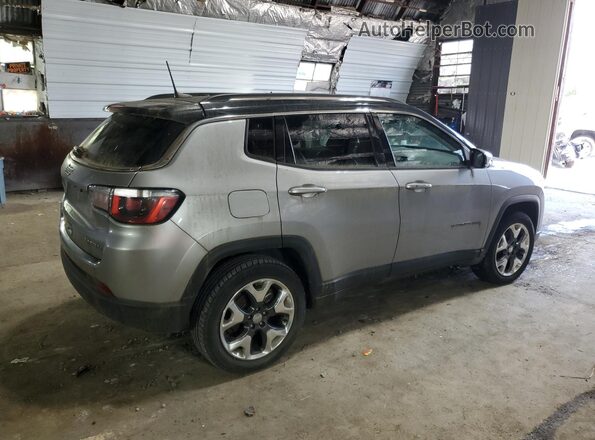 3C4NJDCB8JT245480 2018 JEEP COMPASS Silver Przód prawy