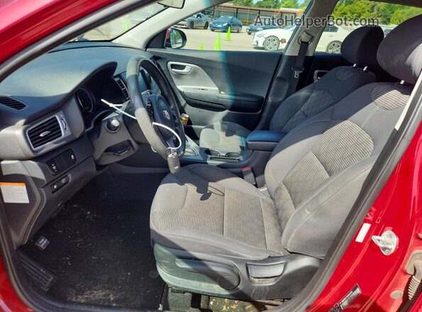 KNDCB3LC9H5050005 2017 KIA NIRO Red Widok deski rozdzielczej