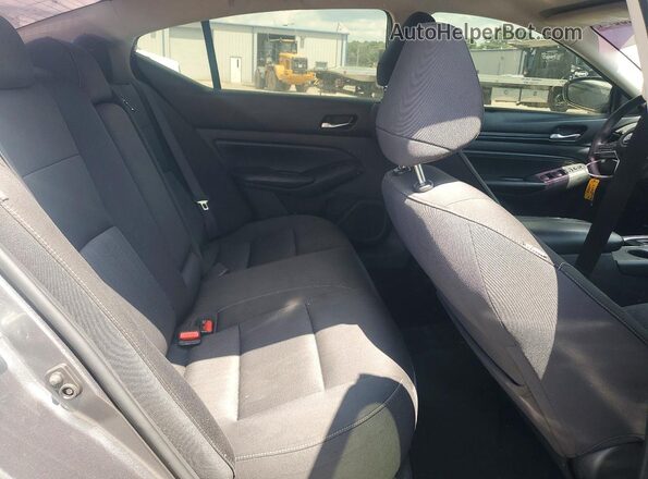 1N4BL4BVXKC197962 2019 NISSAN ALTIMA Gray Widok wnętrza z tyłu