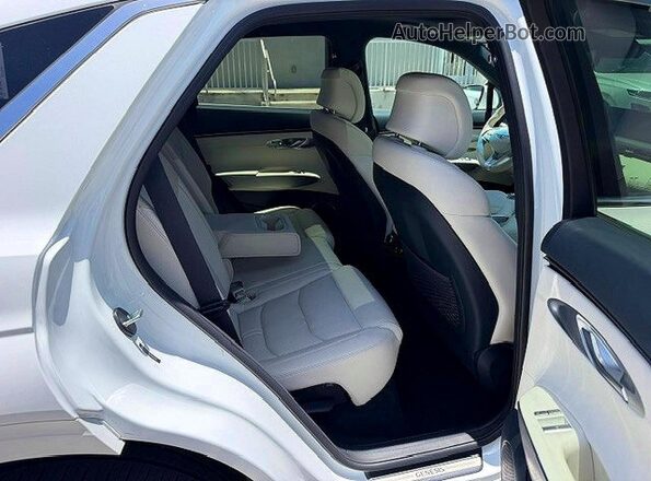 5NMMCET15SH005210 2025 GENESIS G70 White Շարժիչի բաժամունքի տեսք