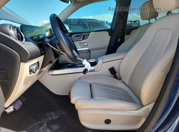 W1N4M4GB2NW178395 2022 MERCEDES-BENZ GLB-CLASS Blue Dashboard view