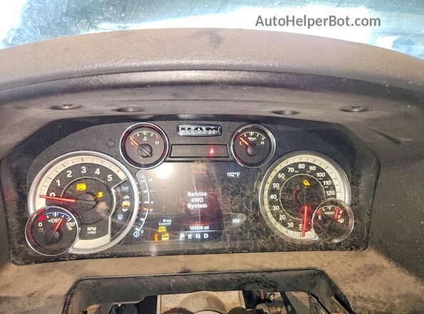3C6UR5ML1JG333840 2018 RAM 2500 Серебряный Вид задних сидений