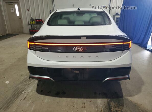 KMHL64JA1SA489382 2025 HYUNDAI SONATA White Հետևի տեսք
