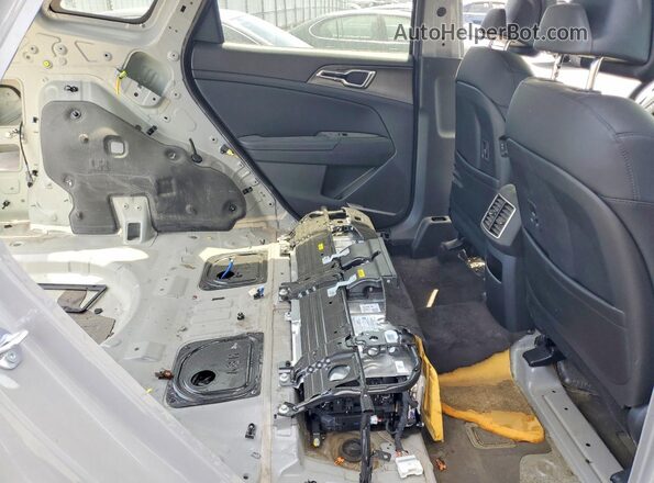 KNDPVDDG4T7292231 2026 KIA SPORTAGE Gray Vista del compartimento del motor