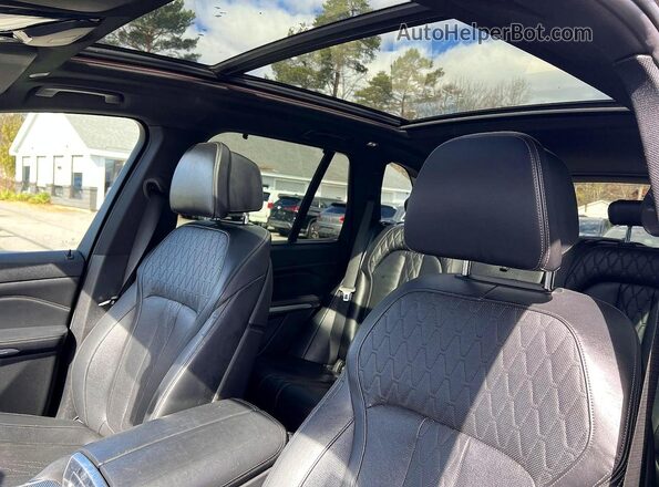 5UXJU2C51KLN64669 2019 BMW X5 Blue Հետևի նստատեղերի տեսք