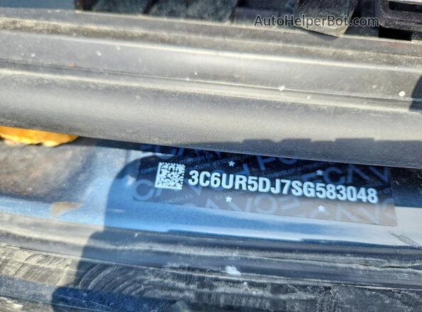 3C6UR5DJ7SG583048 2025 RAM 2500 Gray VIN კოდის სტიკერის ხედი