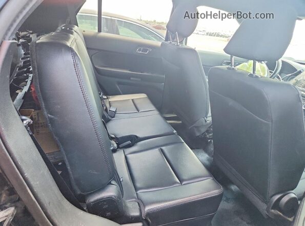 1FM5K8AR5JGA73171 2018 FORD EXPLORER Черный Вид задней части салона