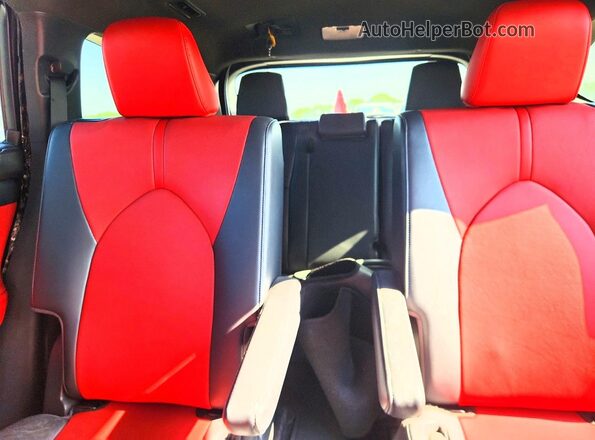5TDKDRAH6PS513797 2023 TOYOTA HIGHLANDER Черный Вид задней части салона