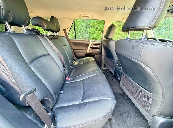 JTESU5JR6N5991248 2022 TOYOTA 4RUNNER White წინა სალონის ხედი