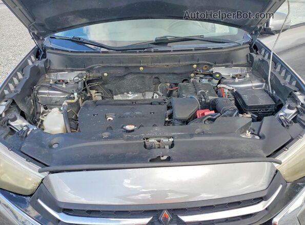 JA4AR3AW2JU018423 2018 MITSUBISHI OUTLANDER Gray VIN კოდის სტიკერის ხედი