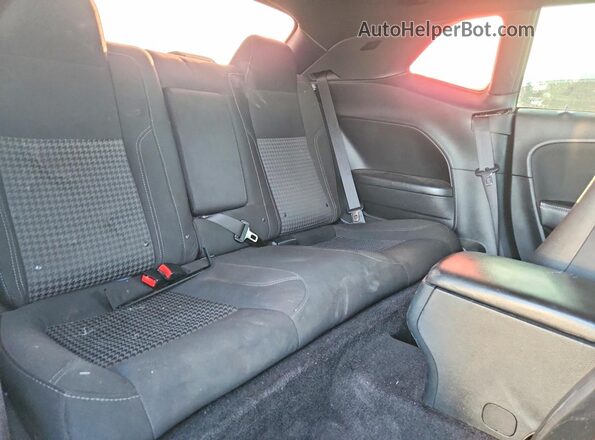 2C3CDZAG0GH332175 2016 DODGE CHALLENGER Gray უკანა სალონის ხედი