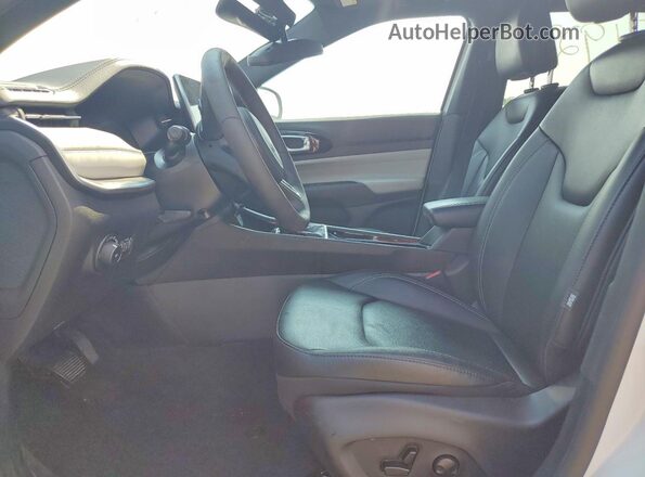 3C4NJDCN9TT187652 2026 JEEP COMPASS White Вид панелі приладів