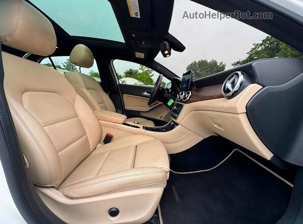 WDCTG4GB6JJ505652 2018 MERCEDES-BENZ GLA-CLASS White წინა ხედი