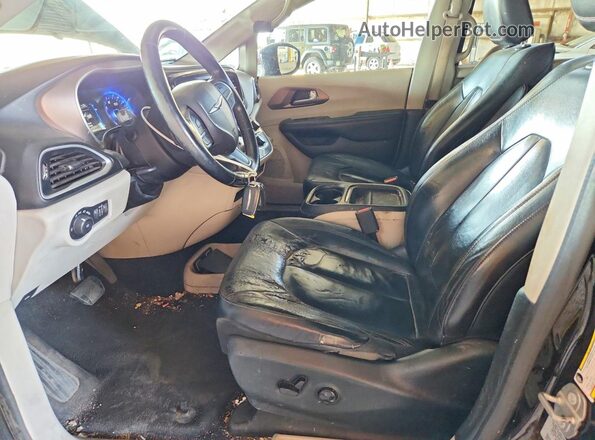 2C4RC1BG0HR613297 2017 CHRYSLER PACIFICA Black Առջևի վահանակի տեսք