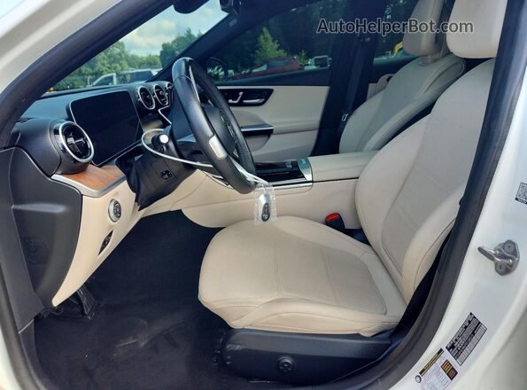 W1KAF4HB4PR138510 2023 MERCEDES-BENZ C White Widok deski rozdzielczej