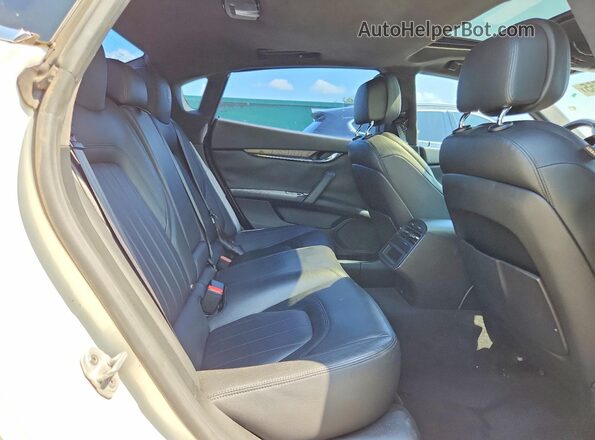 ZAM56RPA6H1227590 2017 MASERATI QUATTROPOR White Rear interior view