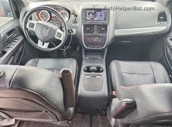 2C4RDGEG8JR285113 2018 DODGE GRAND Maroon Widok zestawu wskaźników