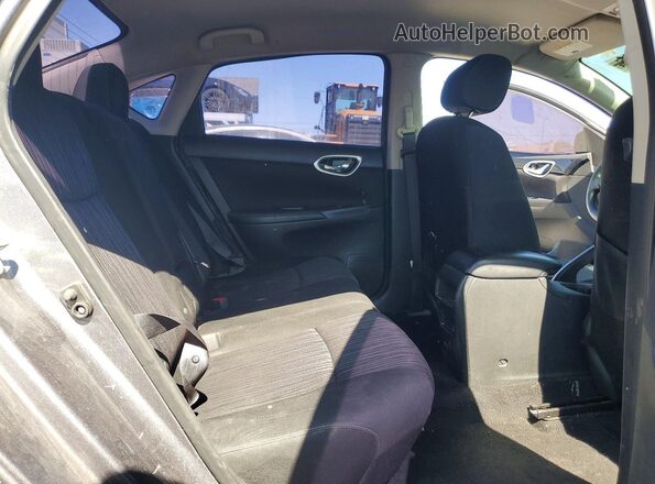 3N1AB7AP2KY415559 2019 NISSAN SENTRA Gray Rear interior view