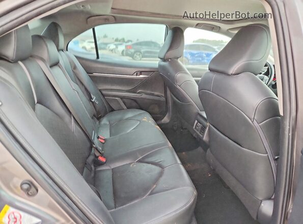 4T1B61HK5JU095311 2018 TOYOTA CAMRY Gray უკანა სალონის ხედი