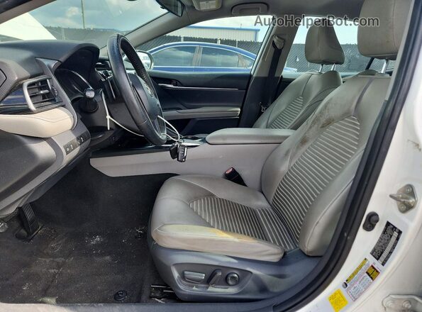 4T1B11HK9KU268473 2019 TOYOTA CAMRY White წინა პანელის ხედი