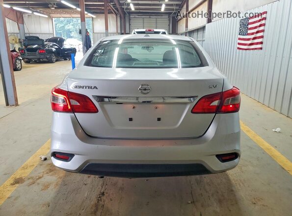 3N1AB7AP3KY368638 2019 NISSAN SENTRA Silver Widok wnętrza z przodu