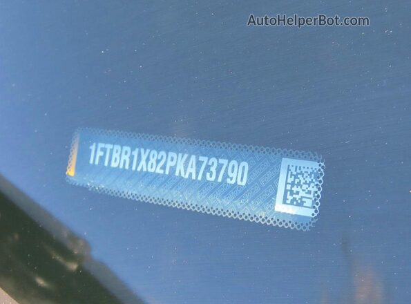 1FTBR1X82PKA73790 2023 FORD TRANSIT Yellow Rear interior view