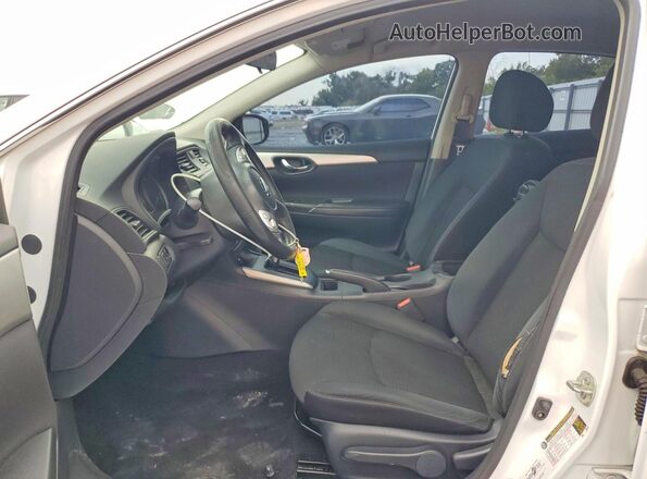 3N1AB7AP9KY334574 2019 NISSAN SENTRA White Widok deski rozdzielczej