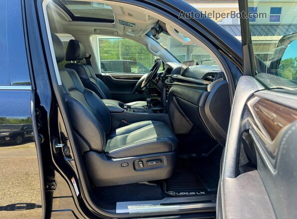 JTJHY7AX3J4266006 2018 LEXUS LX Black Rear view