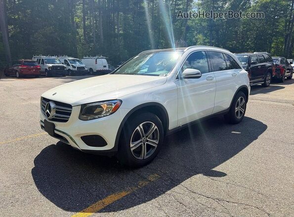 WDC0G4KB4KV136679 2019 MERCEDES-BENZ GLC-CLASS White Rear right