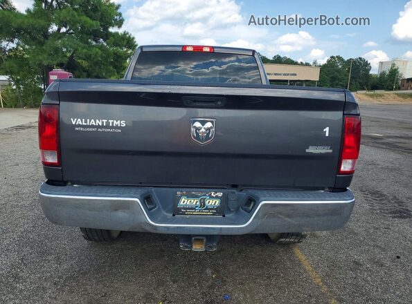 3C6TR4CT3JG189117 2018 RAM 2500 Gray წინა სალონის ხედი