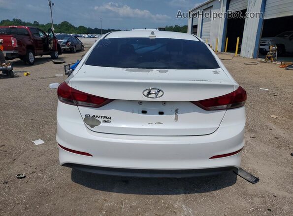 5NPD74LF0HH144361 2017 HYUNDAI ELANTRA White Front interior view