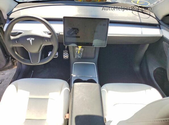 7SAYGDEE7SF240633 2025 TESLA MODEL Серебряный Вид щитка приборов