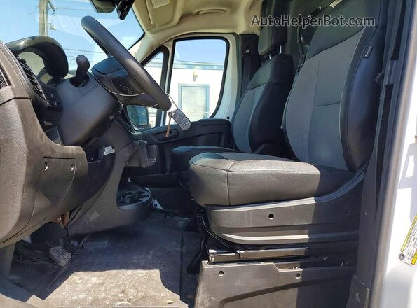 3C6LRVNG4SE533654 2025 RAM PROMASTER White წინა სალონის ხედი