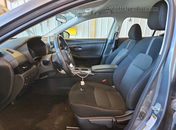 3N1AB8CV7RY205258 2024 NISSAN SENTRA Gray Dashboard view