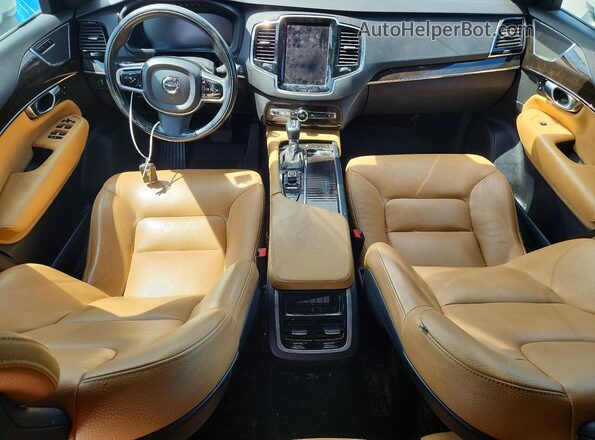 YV4A22PKXJ1333641 2018 VOLVO XC90 White Vista del cuadro de instrumentos