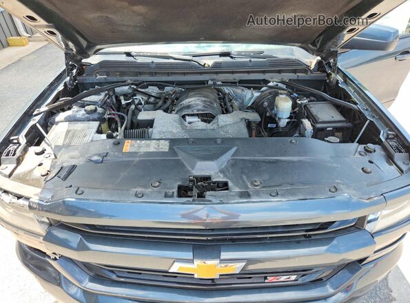1GCVKREC1HZ366872 2017 CHEVROLET SILVERADO Gray Engine compartment view