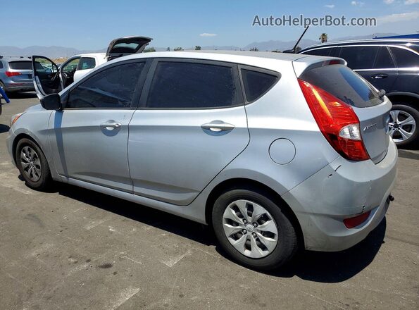 KMHCT5AE2HU312025 2017 HYUNDAI ACCENT Silver Trasero derecho