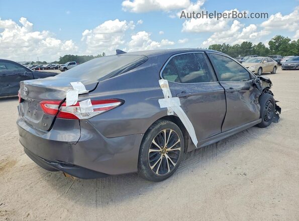 4T1G11AK8LU306499 2020 TOYOTA CAMRY Gray Delantero derecho