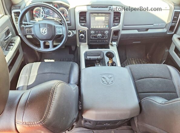 1C6RR6LT2HS683669 2017 RAM 1500 Black Widok zestawu wskaźników