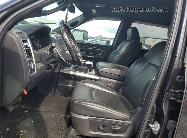 1C6RR7WM9GS374676 2016 RAM 1500 Black Widok deski rozdzielczej