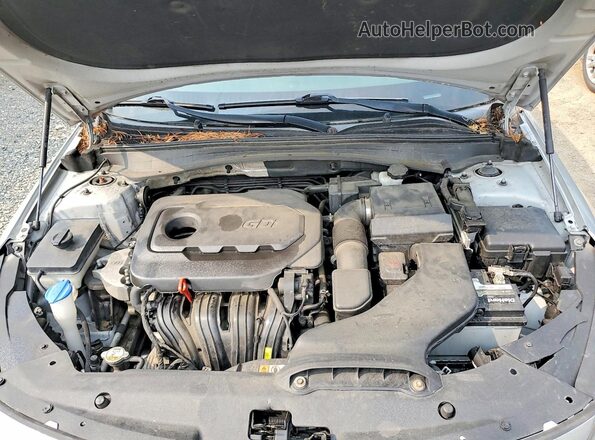 5XXGT4L34JG236461 2018 KIA OPTIMA Серебряный Вид подкапотного пространства