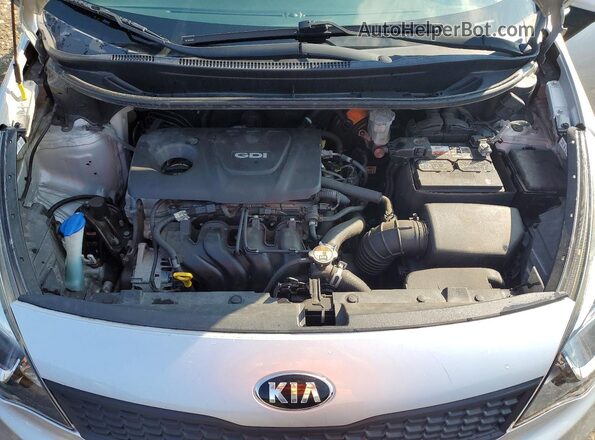 KNADM4A3XG6659276 2016 KIA RIO Silver Engine compartment view