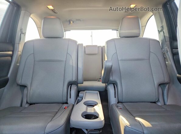 5TDYZRFH6KS325150 2019 TOYOTA HIGHLANDER Gray Vista interior trasera