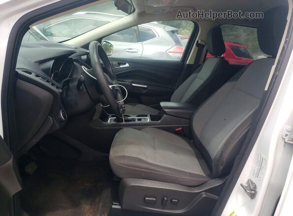 1FMCU9GD1JUC20378 2018 FORD ESCAPE Белый Вид панели приборов