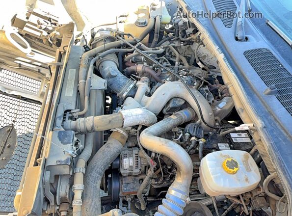 1FDNF6DE3NDF08598 2022 FORD F650 White Vista del salpicadero